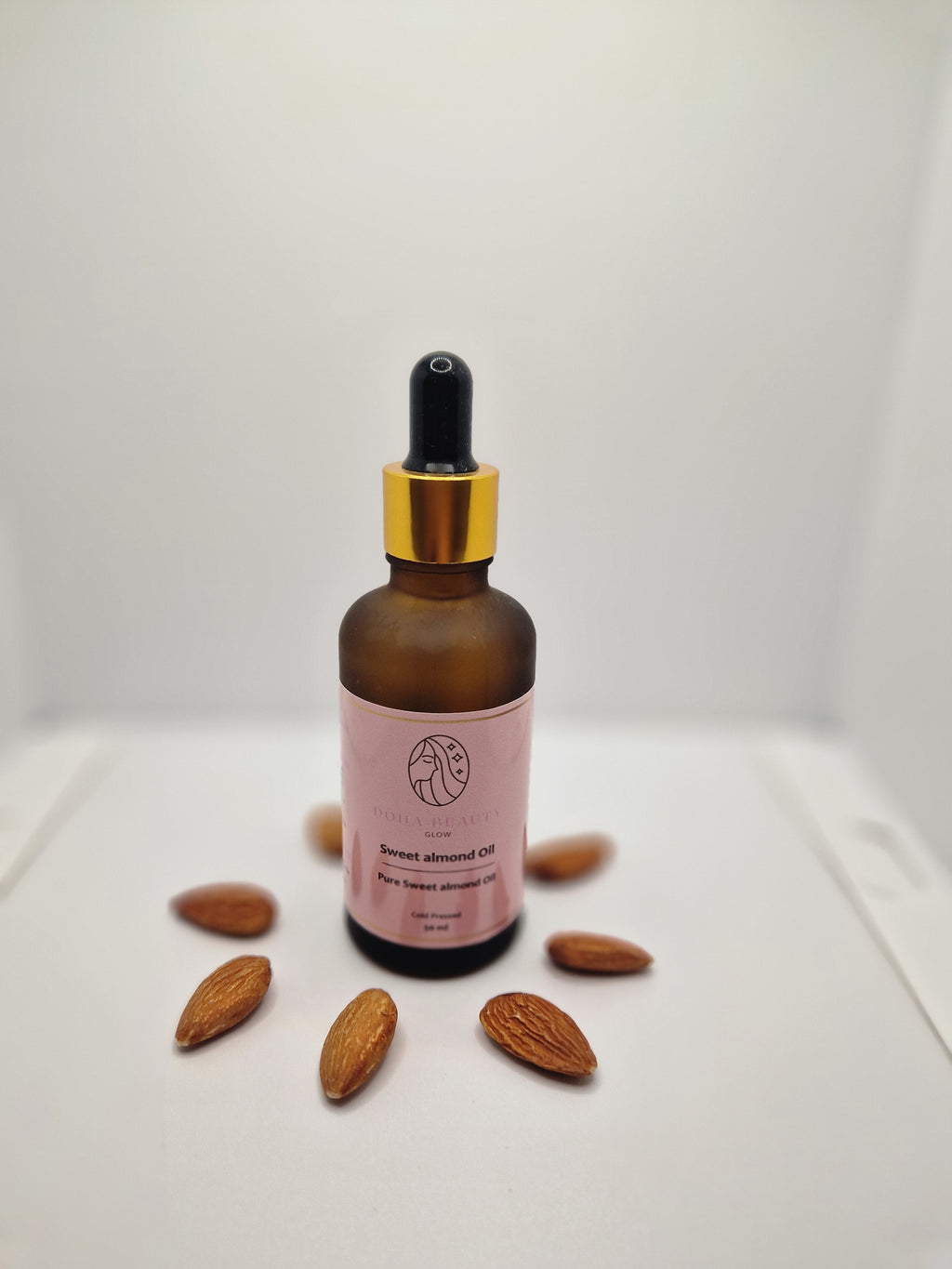Sweet Almond Oil 100%.زيت اللوز