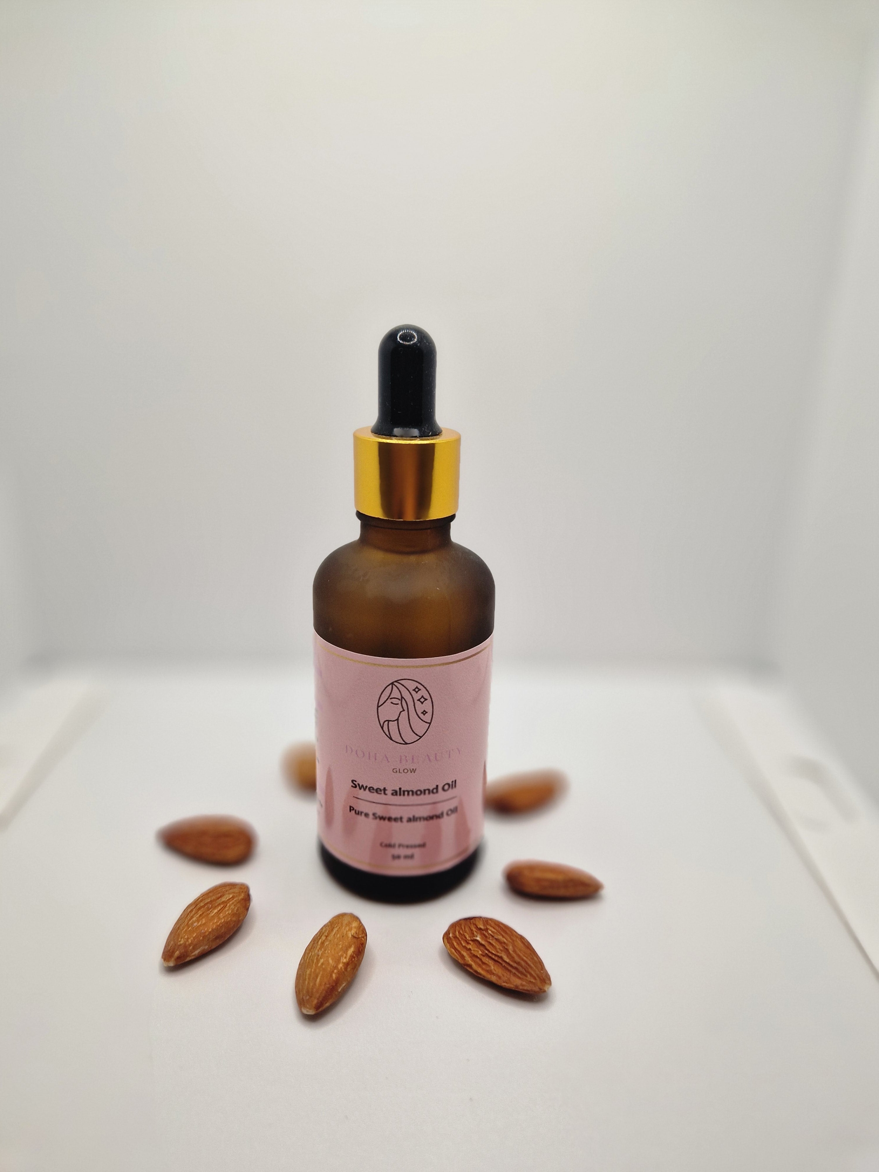 Sweet Almond Oil 100%.زيت اللوز